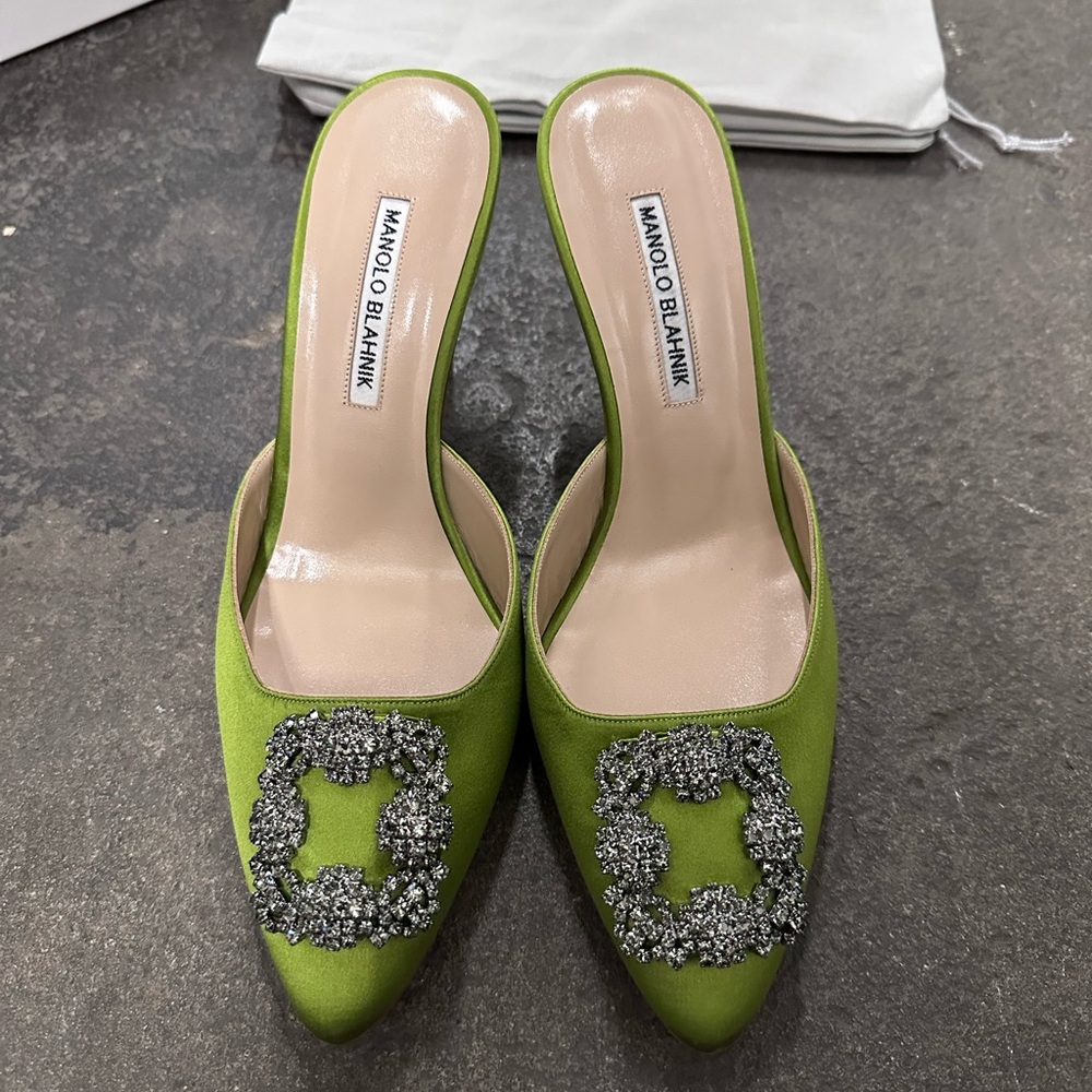 Manolo Blahnik Satin Hangisimu 70 Mule Heels Green Satin - Picture 13 of 13